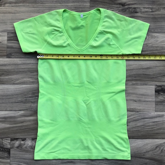 Lululemon Run: Swiftly Tech Short Sleeve V-Neck - Picture 9 of 12